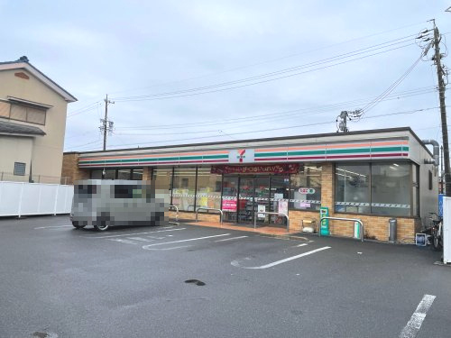 セブンイレブン 四日市北浜町店の画像