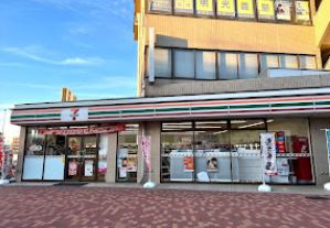 セブンイレブン 立川武蔵砂川駅前店の画像1