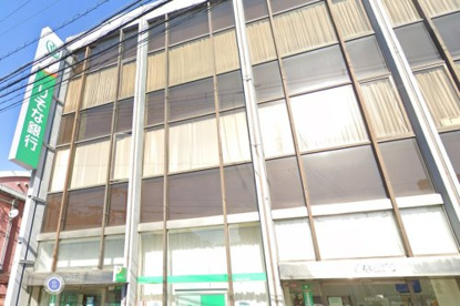 りそな銀行 小阪支店の画像1