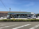 ファミリーマート　野市駅前店