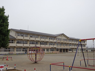 小山市立 間々田小学校の画像1