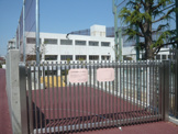 世田谷区立芦花中学校