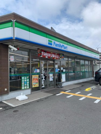 ファミリーマート 土山西店の画像1