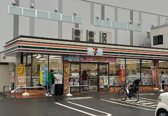 セブンイレブン 堺長曽根町南店の画像1