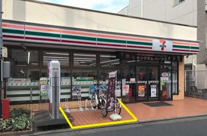 セブンイレブン 江戸川葛西駅西店の画像1