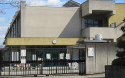 西長尾小学校の画像1