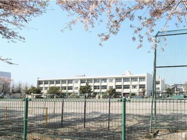 座間市立ひばりが丘小学校の画像1