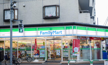 ファミリーマート ピソ池袋店の画像1