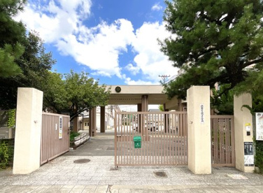鏡山小学校の画像1