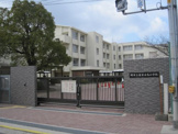 東百舌鳥小学校