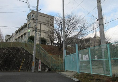 若松台中学校の画像1