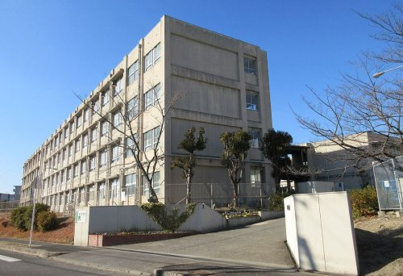 晴美台中学校の画像1