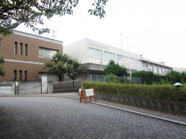校舎 市立看護専門学校の画像1