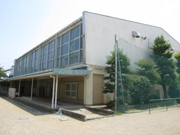 体育館 浜松市立西小学校の画像2