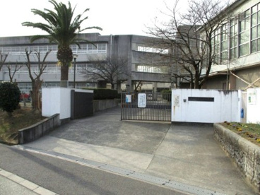 原山台中学校の画像1