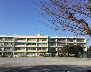 国分寺市立第一小学校の画像1