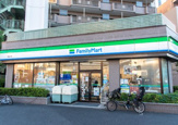 ファミリーマート 東品川店