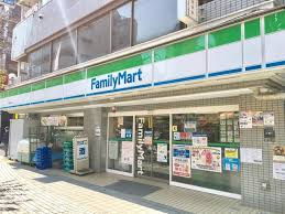 ファミリーマート 鶴見中央店