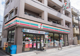 セブンイレブン 池袋本町店