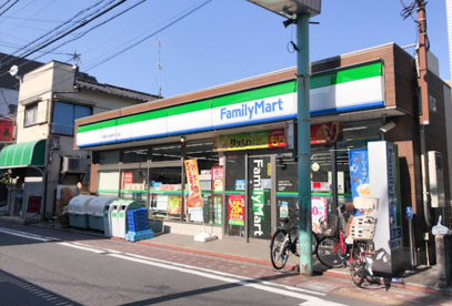 ファミリーマート 西蒲田大城通り入口店の画像1