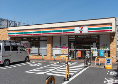 セブンイレブン 世田谷経堂3丁目店の画像1