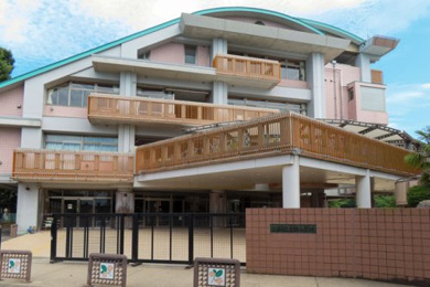 土浦市立真鍋小学校