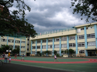 豊島区立　高南小学校の画像2