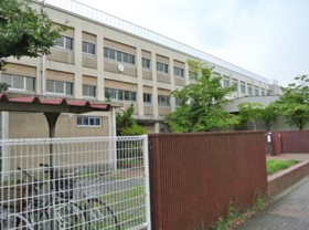 南陽中学校の画像