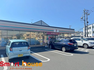 セブンイレブン 厚木山際店の画像1