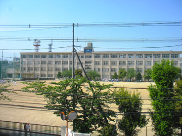 成法中学校の画像2