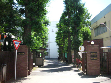 私立　本郷高等学校の画像2