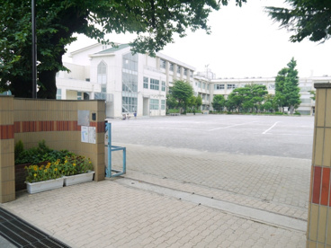 板橋区立　紅梅小学校の画像2