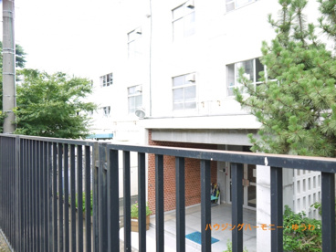板橋区立　向原中学校の画像3