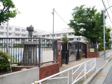 北区立 王子第一小学校の画像2
