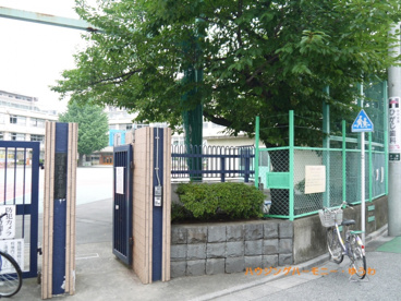 北区立　第四岩淵小学校の画像3