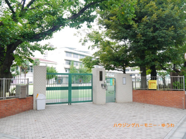 北区立 滝野川第三小学校の画像2