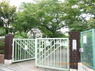 北区立 滝野川第三小学校の画像3