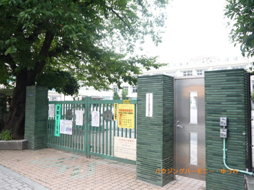北区立 滝野川第四小学校の画像2