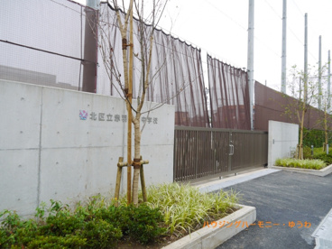 北区立　赤羽岩淵中学校の画像4