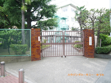 北区立　浮間中学校の画像2
