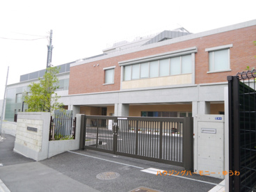 北区立　滝野川紅葉中学校の画像2