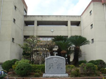 八尾市立 龍華小学校の画像2