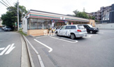 セブンイレブン 横浜泉区役所前店