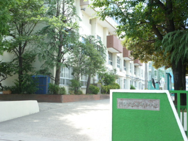 川口市立柳崎小学校の画像1