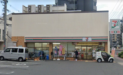 セブンイレブン 大阪中本5丁目店の画像1