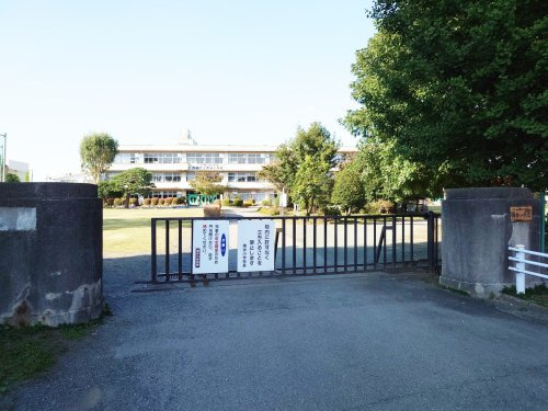 男衾小学校の画像