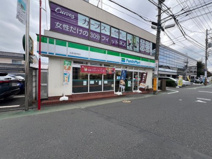 ファミリーマート武蔵境駅南店