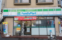 ファミリーマート 八王子万町店