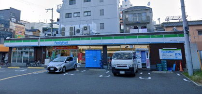ファミリーマート 大阪工大前店の画像1
