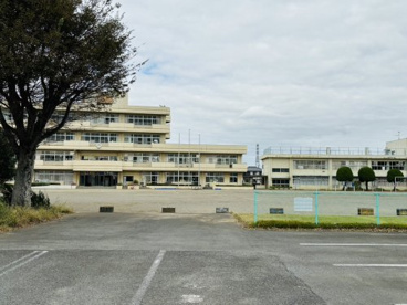 深谷市立大寄小学校の画像1